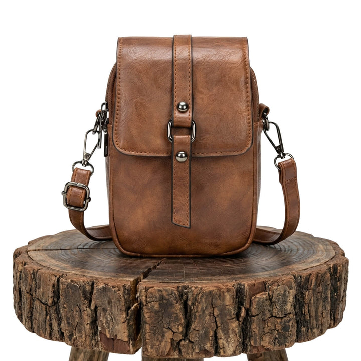 Clotilde – Elegant Crossbody Bag